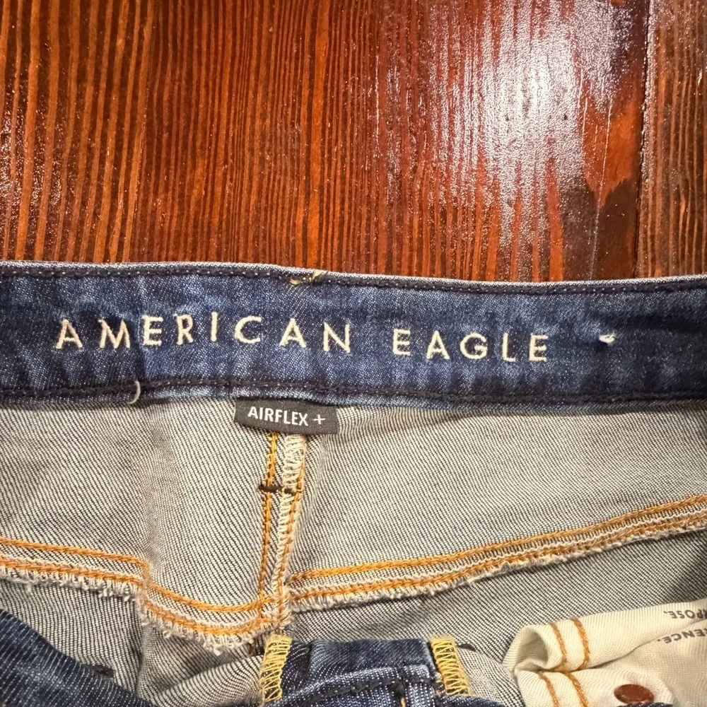 Men's American Eagle distressed airflex fit jeans size 32X 32
